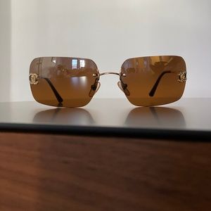 CHANEL Sunglasses